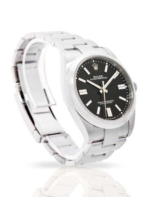 Rolex Oyster Perpetual 124300 Image 3